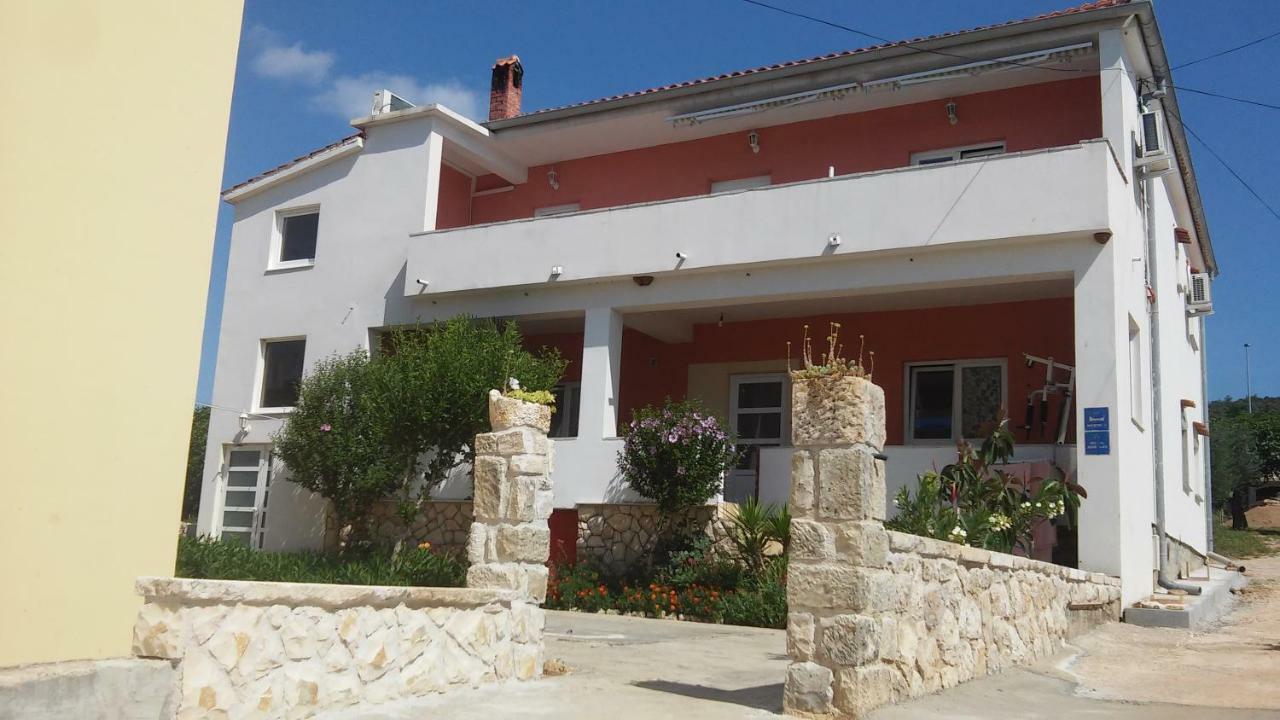 Apartments Vuk Posedarje Kültér fotó